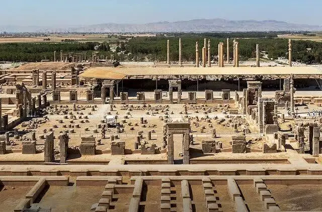 تعطیلی اماکن تاریخی فارس در نوروز ۱۴۰۵