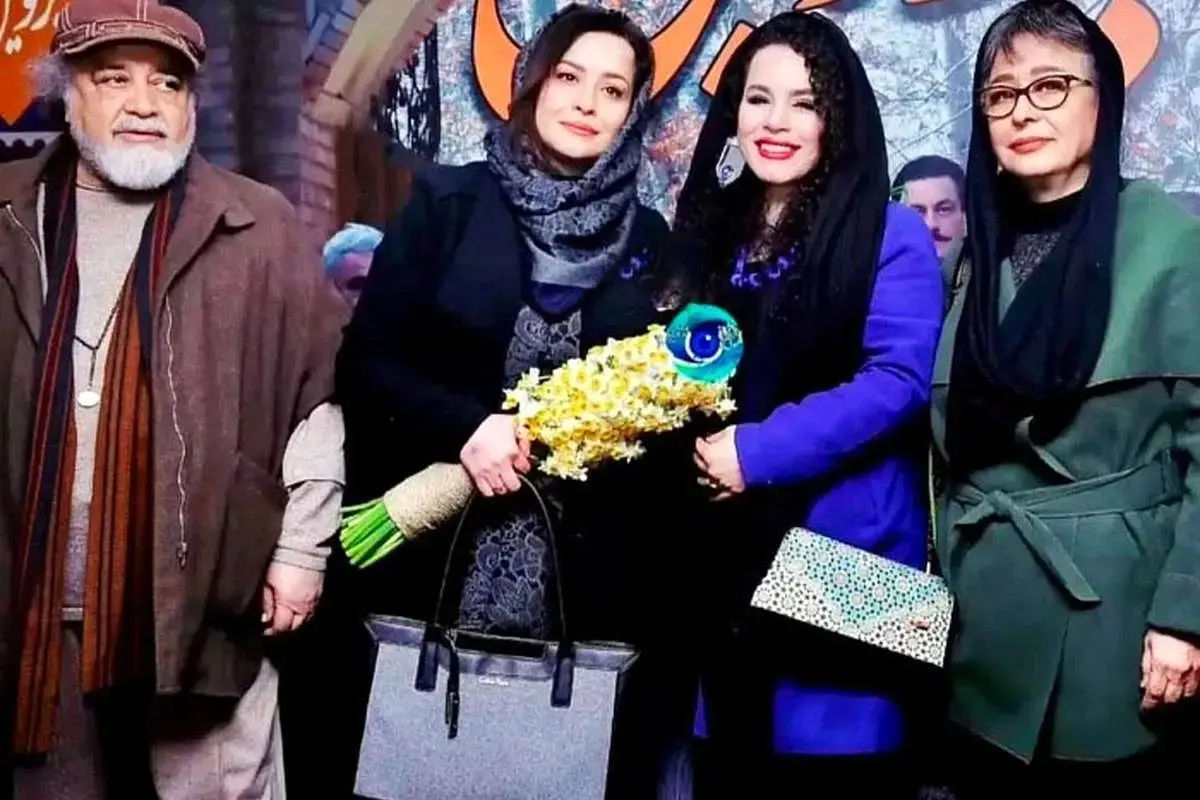 تصاویر زیرخاکی؛ عروسک بازی ملیکا شریفی نیا و مهراوه شریفی نیا در کودکی