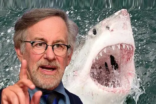 پشیمانی اسپیلبرگ از ساخت «آرواره‌ها»/ کوسه‌ها را نابود کردند
