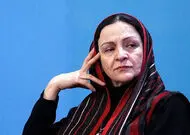 عکس قدیمی از تولد ۱۸ سالگی گلاب آدینه در کنار خانواده
