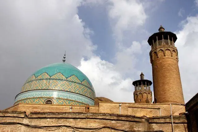 ۲۰ مسجد تاریخی در بروجرد وجود دارد
