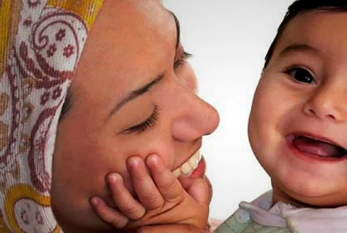 خانم بازیگر با اسپرم پسر مرحوم خود نوه‌دار شد
