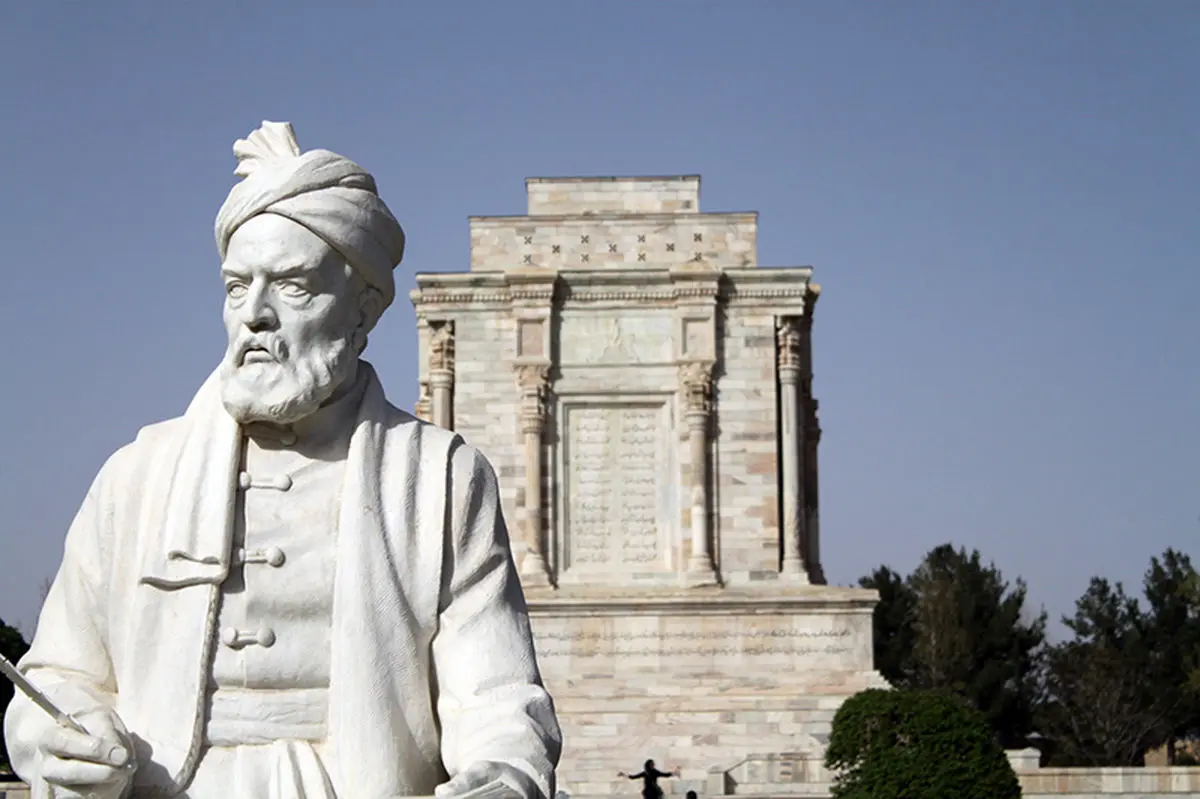 ایرانی‌ ها برای معرفی بیشتر فردوسی، فیلمی درباره شاهنامه بسازند
