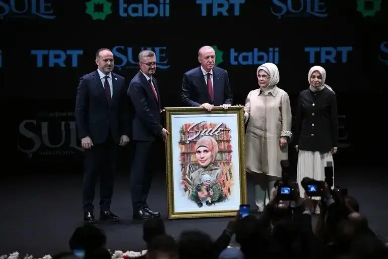 رجب طیب اردوغان یک سریال ترکی را افتتاح کرد | عکس
