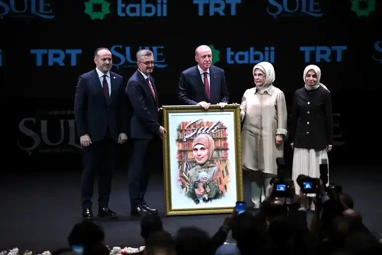 رجب طیب اردوغان یک سریال ترکی را افتتاح کرد | عکس