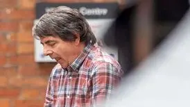 تصاویر مستربین با تیپ و قیافه ایرانی در پشت صحنه سریال جدیدش