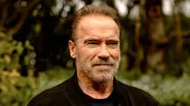 آرنولد بازداشت شد
