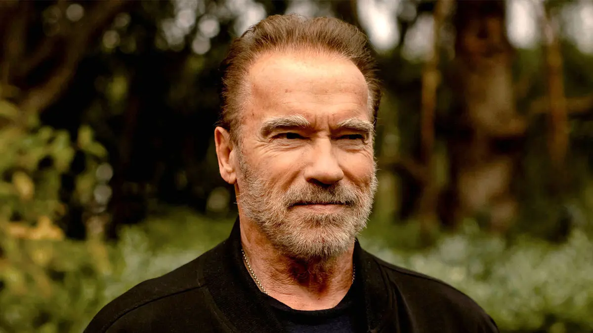 آرنولد بازداشت شد
