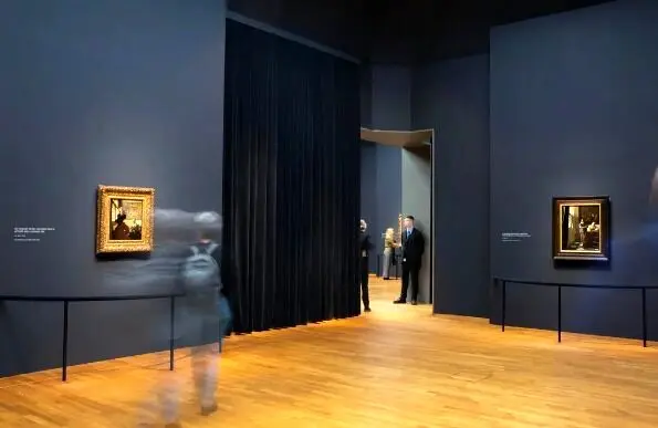 تغییرات نقاشی‌های هنرمند مرموز
