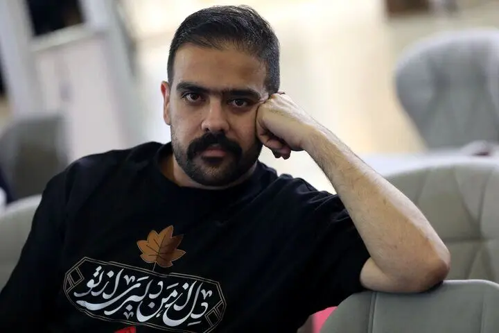 عاشقی کردن قبل از شاعر شدن؛ خیلی از رباعی‌ها را در مترو و خیابان نوشتم
