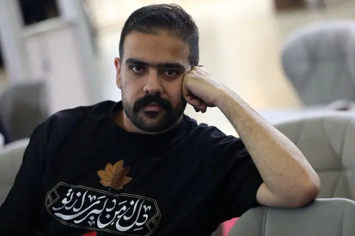 عاشقی کردن قبل از شاعر شدن؛ خیلی از رباعی‌ها را در مترو و خیابان نوشتم
