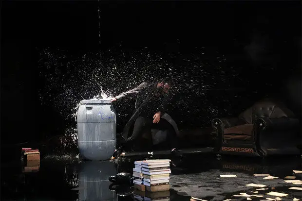 درخواست عجیب عراقی ها از مسئولان جشنواره تئاتر | آب نیاورید اجرا نمی کنیم!
