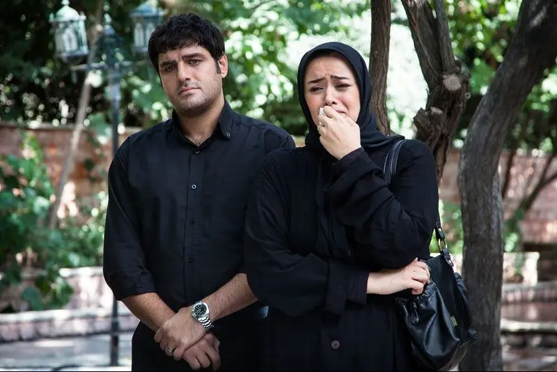 سکانسی از سریال آوای باران با بازی الهام چرخنده