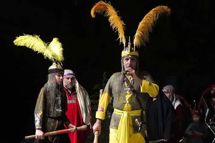 تعزیه همچنان طرفدار دارد؛ هنری که موسیقی، شعر و نمایش را درهم می‌آمیزد