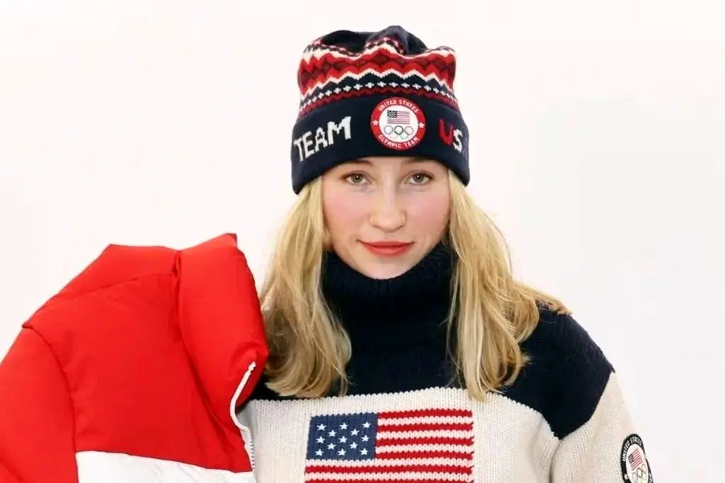 «جذاب‌ترین دختر مجرد دهکده المپیک» با ۶۰۰ پیام عاشقانه به استقبال ولنتاین رفت
