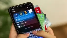 بهترین اپ‌های بانکی کدام‌اند؟ دانلود همراه بانک رفاه آیفون و نصب کیلید بانک آینده