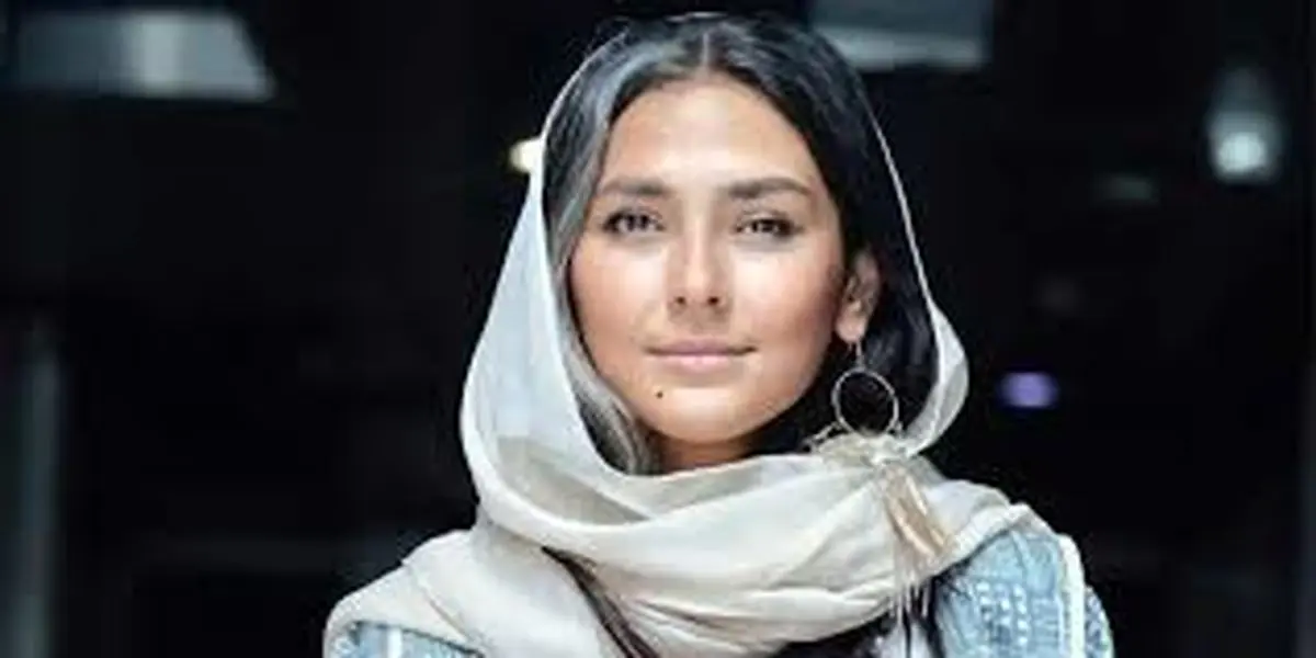 ژست جذاب مشهورترین بازیگر زن این روزهای ایران/ عکس
