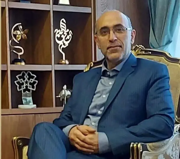 چاپ روزنامه‌ها نباید متوقف شود