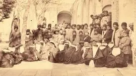 عکس | آگهی اجاره خانه‌ ویلایی در دوره قاجار