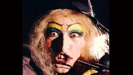 روش عجیب تبدیل شدن آزیتا حاجیان به عجوزه دزد عروسک‌ها!