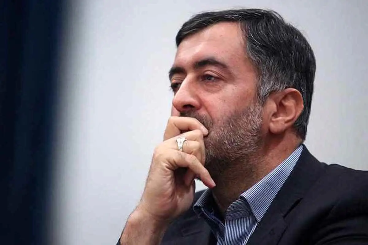 عبدالله گنجی از روزنامه همشهری رفت
