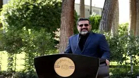واکنش وزیر ارشاد به بیانیه سینماگران: توصیه می‌کنم بیانیه‌نویس‌های سیاسی با معیشت سینماگرها وارد دعوا نشوند/ ویدئو
