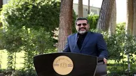 واکنش وزیر ارشاد به بیانیه سینماگران: توصیه می‌کنم بیانیه‌نویس‌های سیاسی با معیشت سینماگرها وارد دعوا نشوند/ ویدئو
