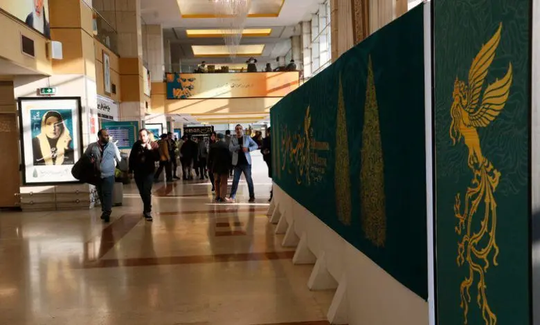 تصاویر معنادار از نشست اعلام نامزدهای جشنواره فجر
