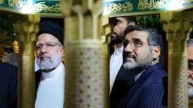 وزیر ارشاد : رئیسی گفت «هر کاری می کنید، این روضه و حسینیه را از ما نگیرید»
