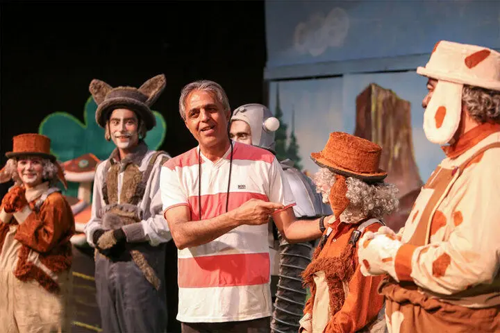 مهدی قلعه: کانون پرورش فکری دانشگاه تئاتر کودک و نوجوان راه‌اندازی کند