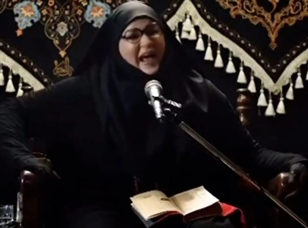 خانم جلسه‌ای جنجالی در سینما؛ دیراومدی نخواه زود برو!/ ویدئو
