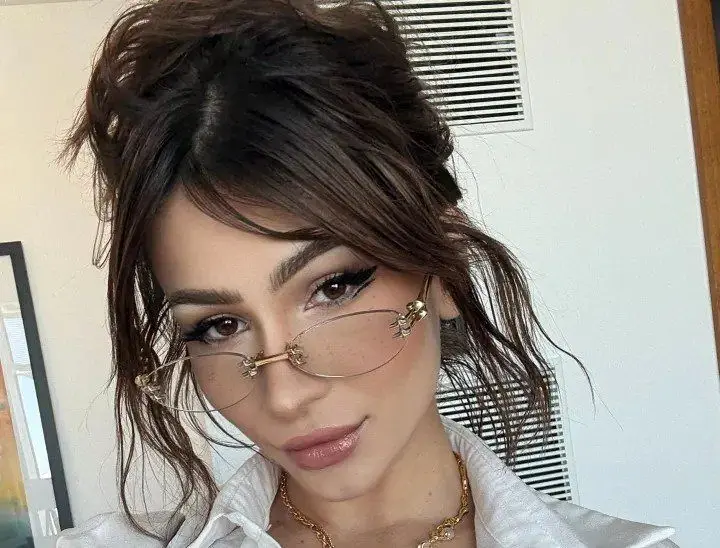 دنیای تباه مجنونان توجه/پخش زنده زایمان اینفلوئنسر معروف