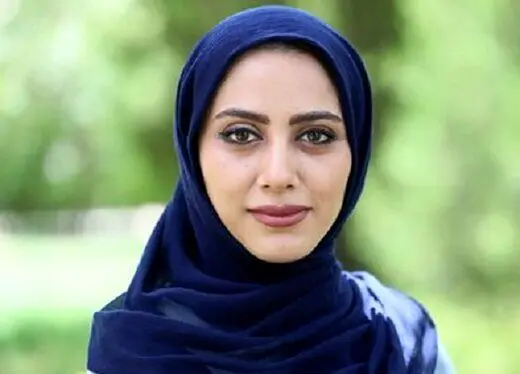 مونا فرجاد با لباس عروس به کمک گلاب آدینه شتافت/ عکس