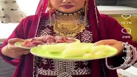 آشپزی با لباس مجلسی، مد جدید اینستاگرام
