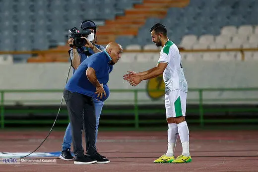 واکنش به حاشیه‌های پخش تلویزیونی بازی پرسپولیس و آلومینیوم اراک