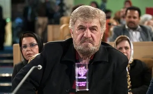 تصاویری از مراسم بدرقه عنایت بخشی به خانه ابدی
