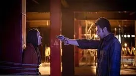 میترا حجار و روزبه حصاری در فیلمی شبیه به سریال بازی مرکب
