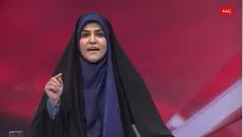 تقدیم سیمرغ بلورین جشنواره فیلم فجر به سحر امامی