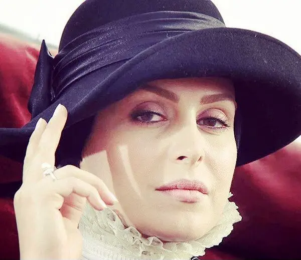 تغییر چهره از زمین تا آسمان ماه چهره خلیلی