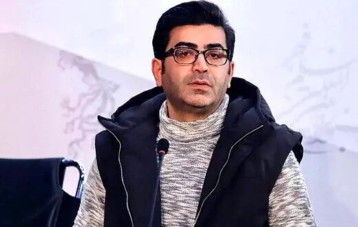 فرزاد حسنی برنامه تحویل سال را زنده اجرا می‌کند
