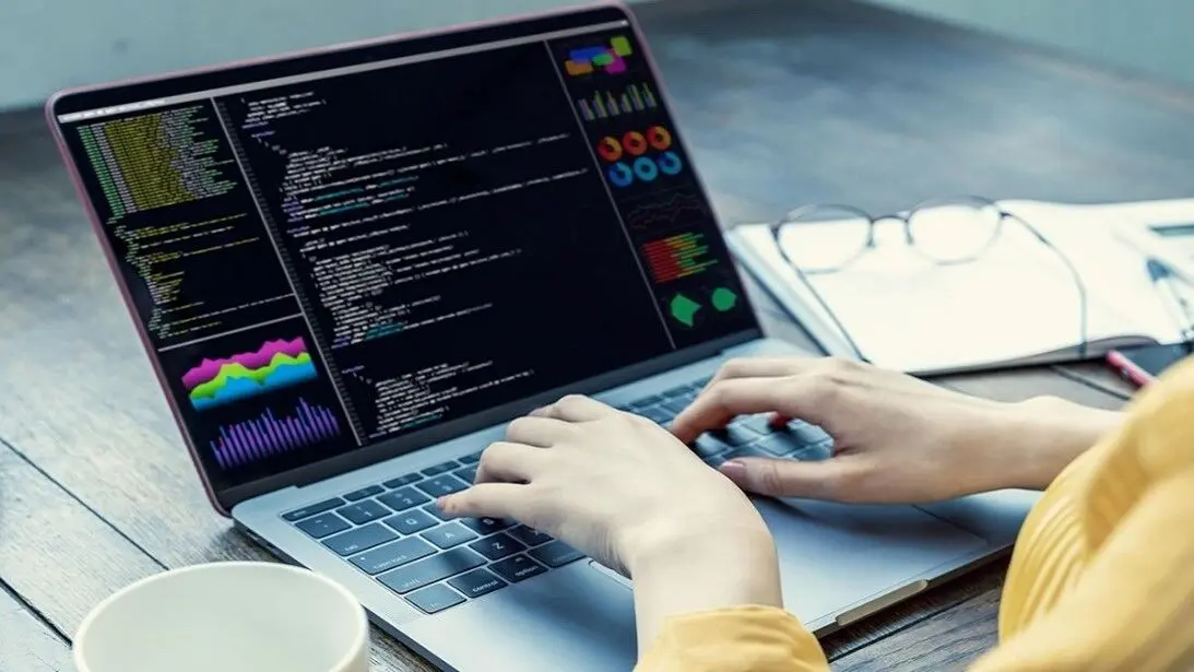 این افراد بدون یک خط کدنویسی، اپلیکیشن ساختند!

