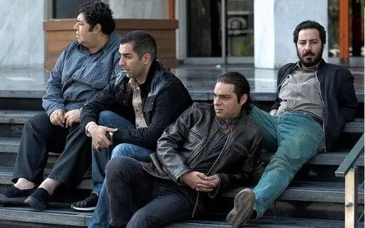 نسخه قاچاق «برادران لیلا» آمد/ عکس
