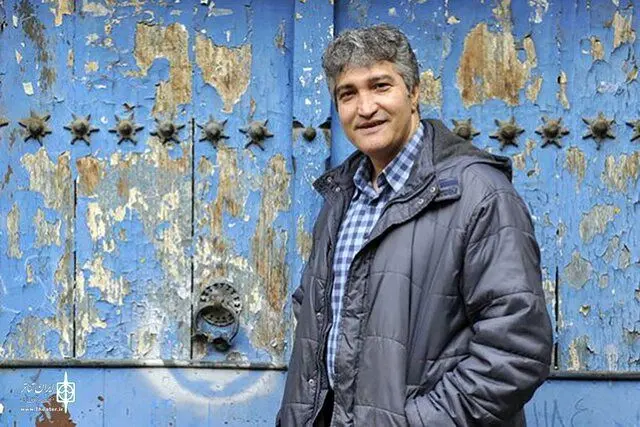 ناصر آویژه: تغییرات شتاب زده در جشنواره های تئاتری آسیب زا است
