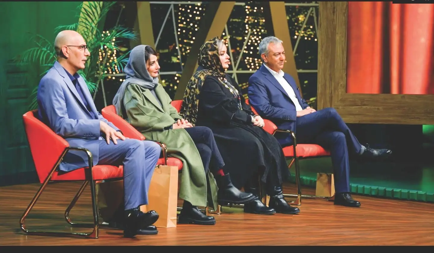 جواب بامزه نعیمه نظام‌دوست به یک سوال منشوری
