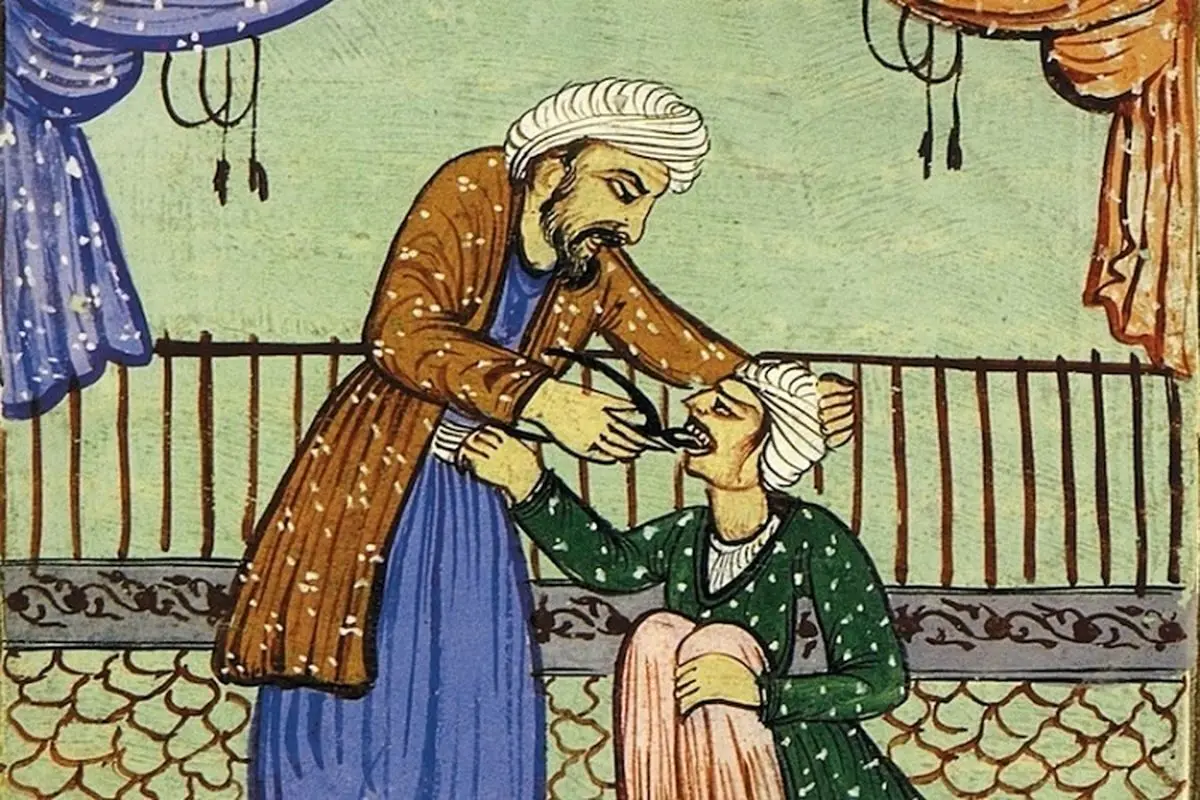 دندان‌کشی و دندان‌پزشکی در تاریخ ایران؛ از دلاک‌ها تا دستور رضاشاه