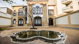 ببینید | خانه منیرالسلطنه در خیابان ولیعصر (عج) | ملکی که ۱۴۰ هزار تومان فروخته شد