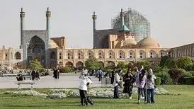 از ناهمواری گنبد تا کاشی‌های بدرنگِ ناتراز؛ مسجد شاه اصفهان از مرمت آسیب دید