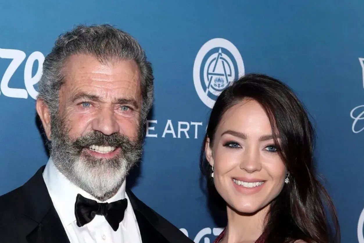 آخرین جدایی سال/مل گیبسون از نامزد جوانش جدا شد  