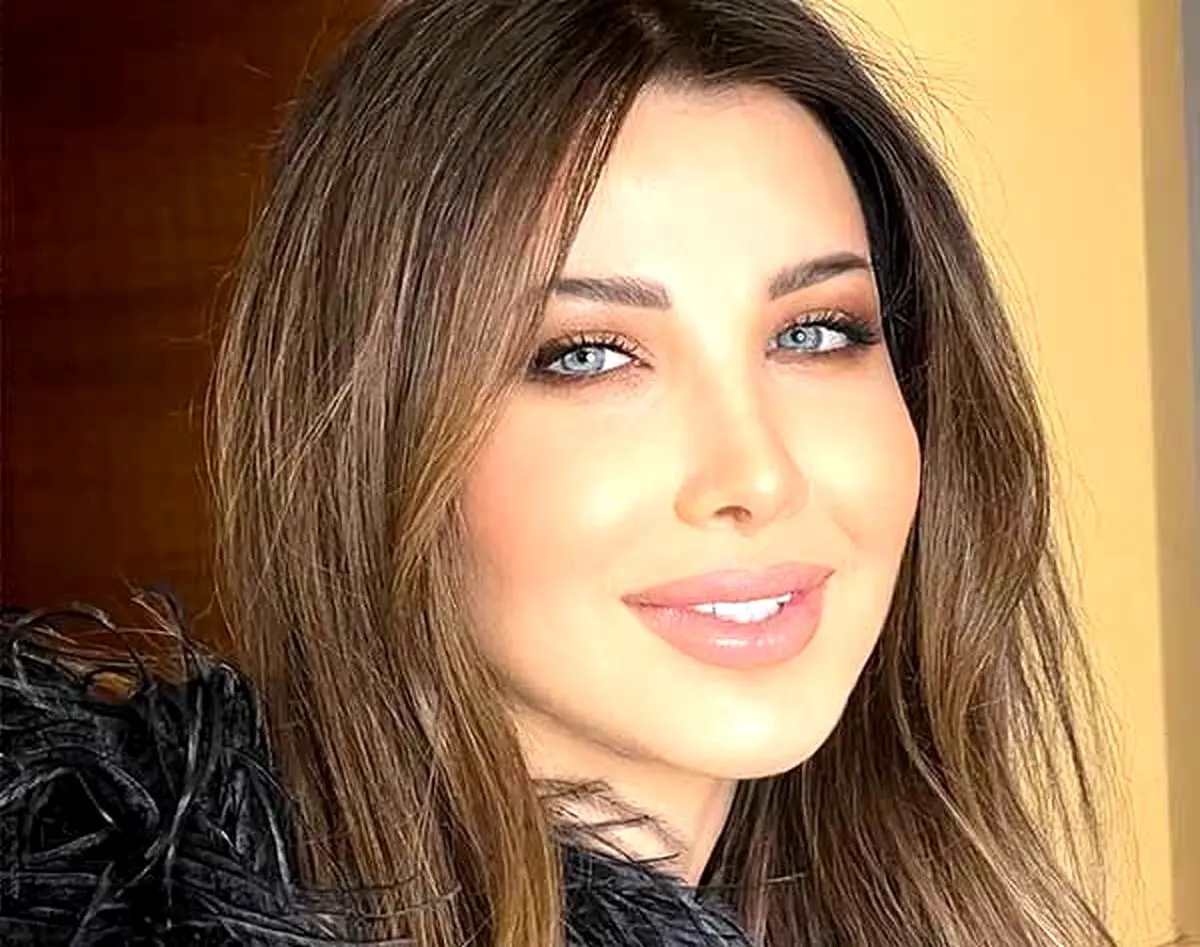 کنسرت شلوغ و پرسر و صدای نانسی عجرم در عربستان/ ویدئو
