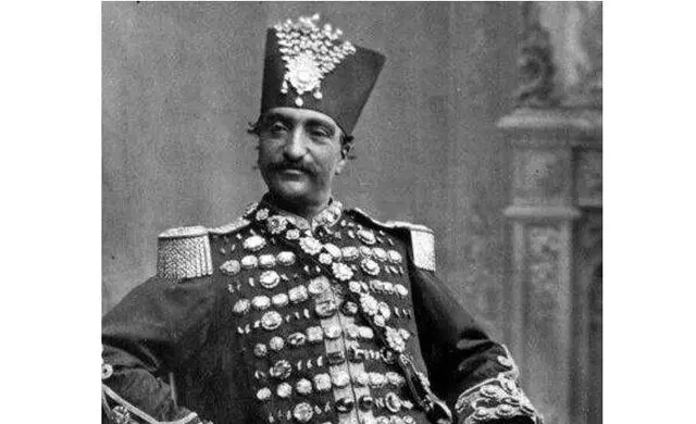 نخستین انجمن واژه‌گزینی کی تاسیس شد؟/ جهان نما به جای دکور